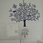 Chateau Mesny Bed & Breakfast