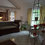 Bed & Breakfast Chateau Mesny *