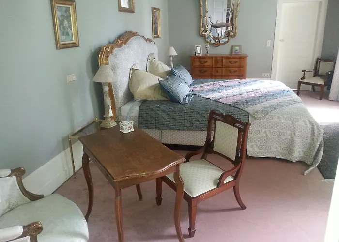 Chateau Mesny * Vic-sur-Seille