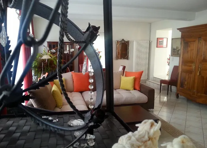 Chateau Mesny * Vic-sur-Seille